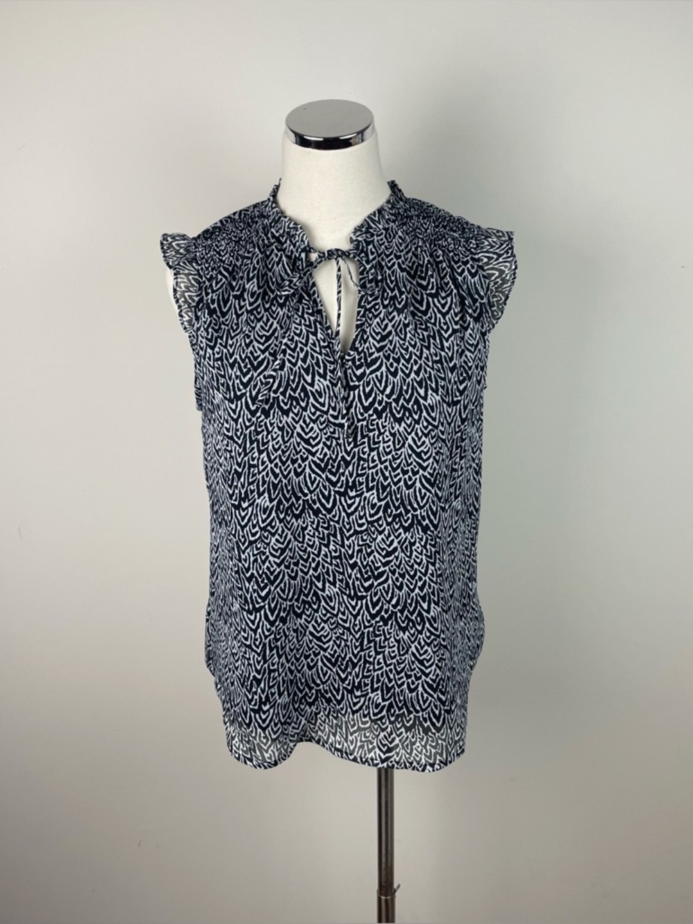Tamara H Black White Floral Blouse Top Women Small